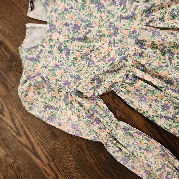 Floral Puff Sleeve Spring Dress - Picture 2 of 6